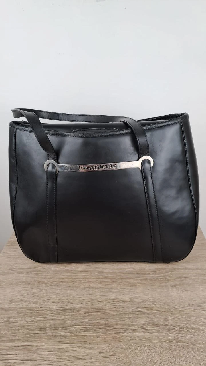 Shoulder bag with flap / Renouard Plancoët / Black / Women / Leather / 136 – photo 3